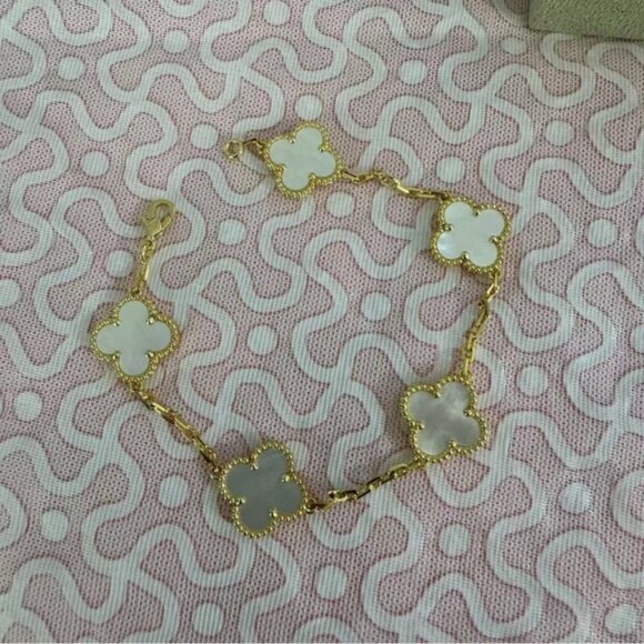 VCA Vintage Alhambra 10 Motifs White Mother of Pearl 18kt Yellow Gold - Picture 2 of 8